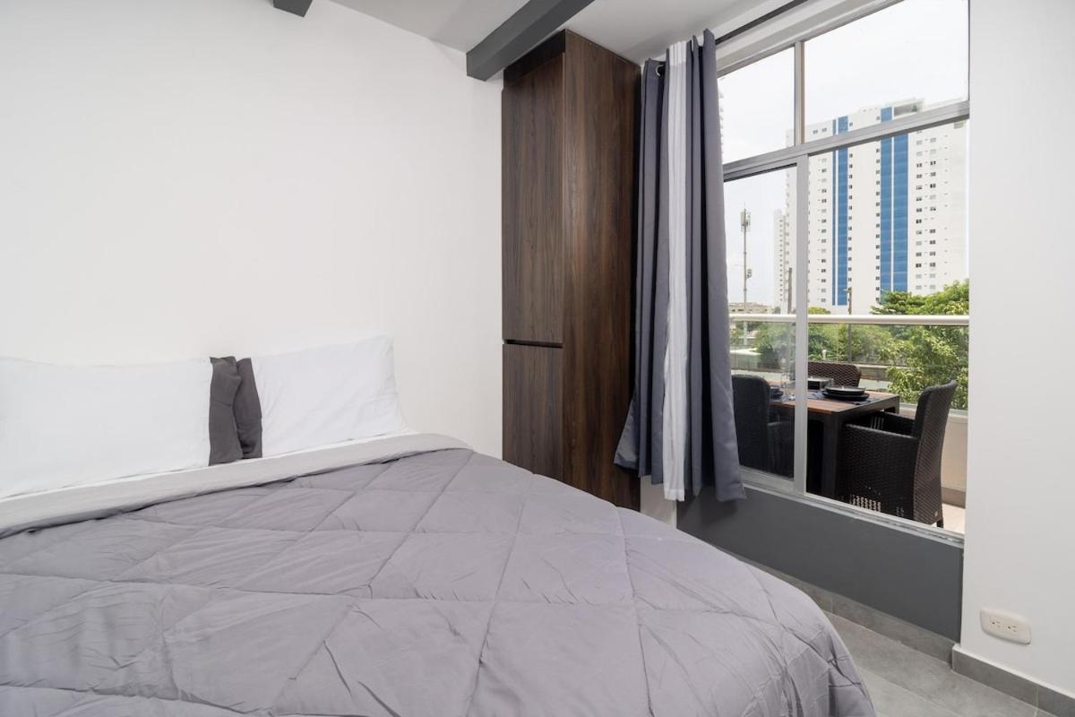 Luxury Near Sea Wifi Ac Pool At Apartamento