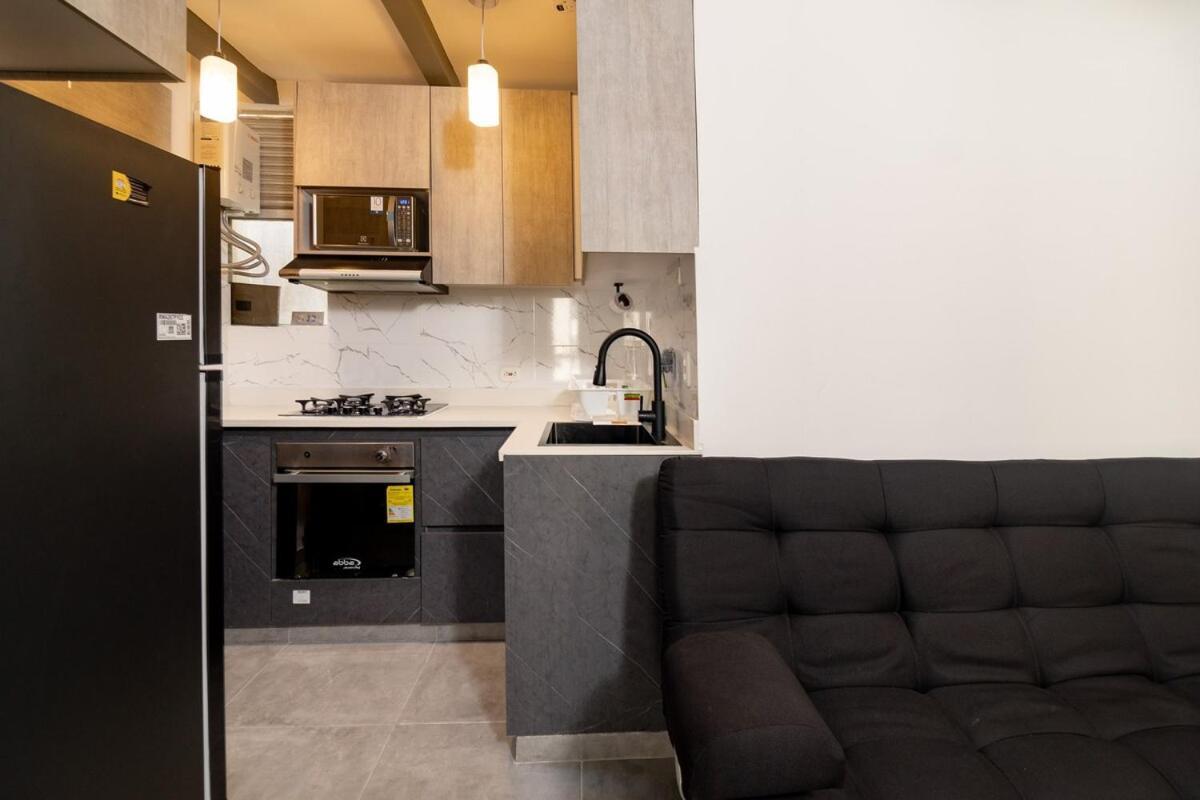 Luxury Near Sea Wifi Ac Pool At *