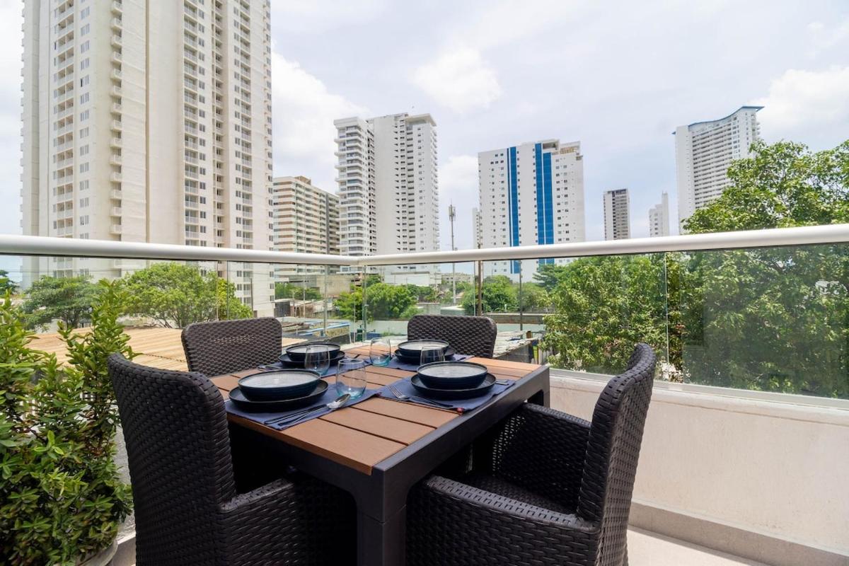 Luxury Near Sea Wifi Ac Pool At *